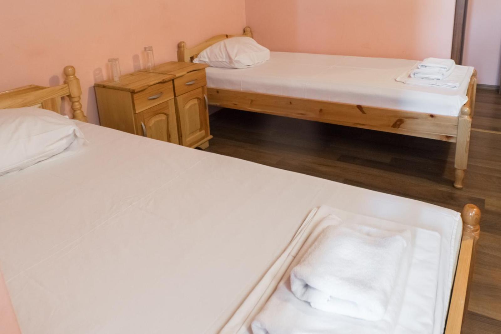 Hotel Комплекс Водопада Khrabrino Habitación foto